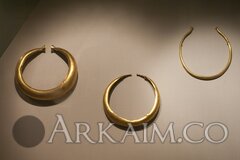 79324183 large 733907 26