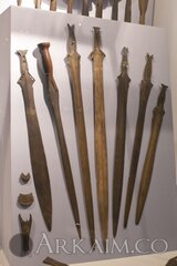 79324179 large 733907 23