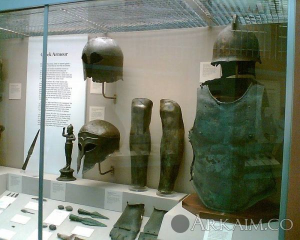 1473703015 4. greek armour british museum
