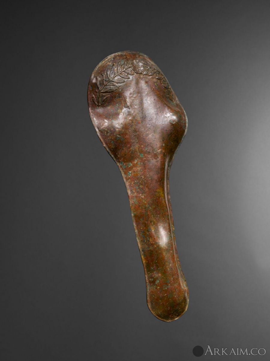 13f bronze chamfron south italic panoply 1024x0