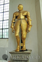 800px Wrangels Golden Armor