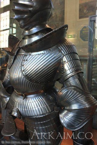 1467884072 5. maximilian armor 15th C. germany Les invalides paris france