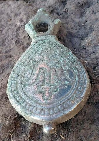 25166 1571424870 сум г.Путивль 195гр