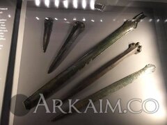 48407958 1957502931013096 9044179653303992320 N