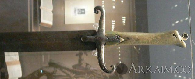 1449410597 19.nicosia cyprus . leventio municipal museum sword Of A crusader Ca. 1200 T