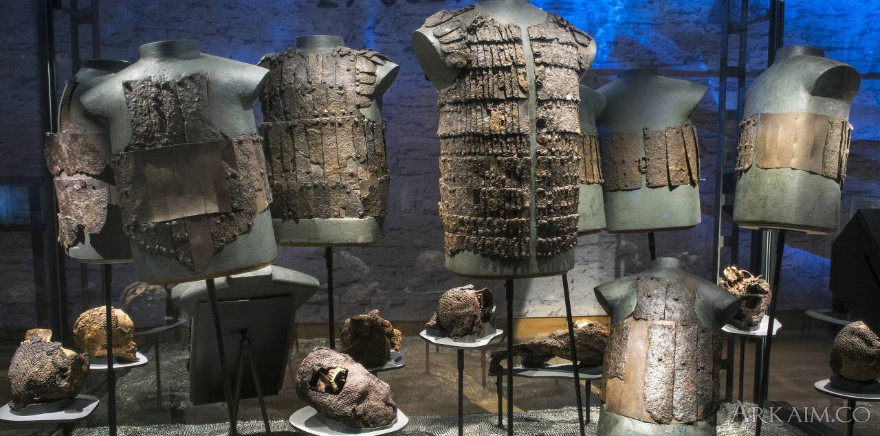 Пластинчатые доспехи