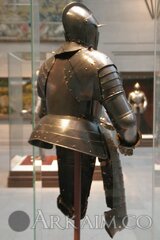 3511854810 b42d461779 B