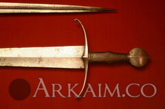 4458112457 77b7288807 B