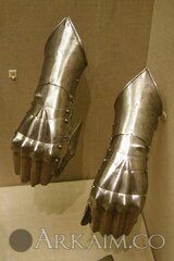 4455980926 fd496b2995 B