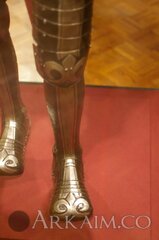 1420499385 b94f51a6f0 B