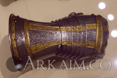 8101241304 8c6378a282 B