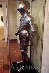 4176046528 c5e645d067 B