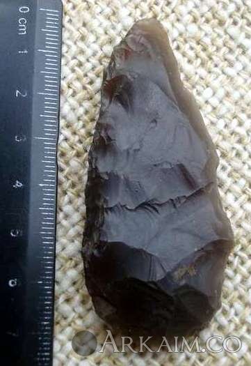 Каменные наконечники копий