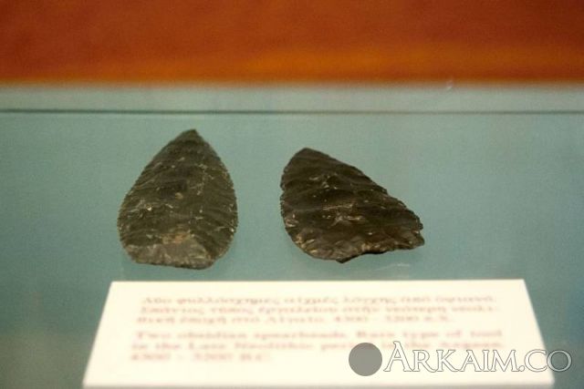 1464172758 4. obsidian tips late neolithic period 4300 3200 Bc. archaeological museum Of naxos