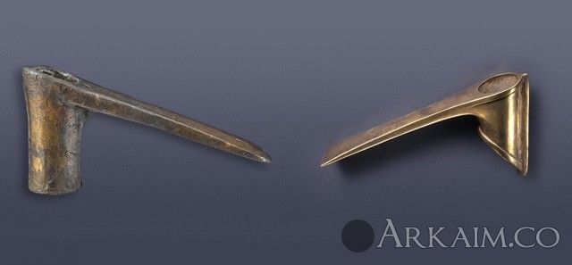 10123265 Головки шумерских бронзового и золотого боевых молотов из «Царских гробниц» Ура. Британский музей, Лондон.