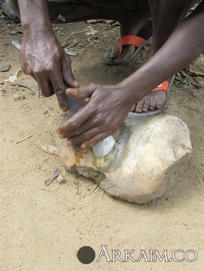 заточка тесла об микрозернистый кварцит.jpg