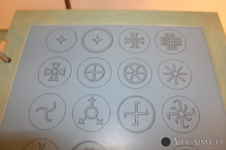 4.гончарные клейма славянской керамики (1).jpg