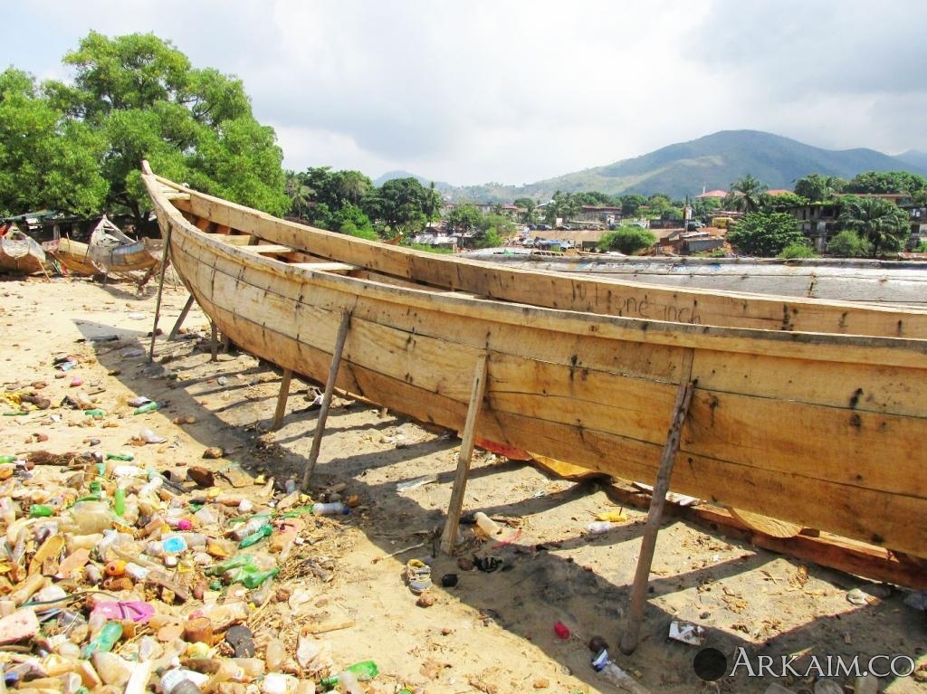 строиться новая лодка.jpg