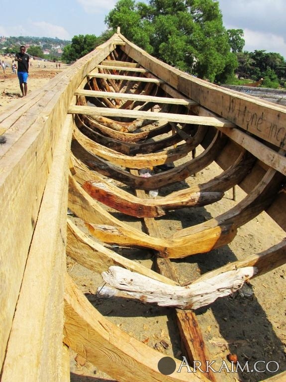 нутро лодки.jpg