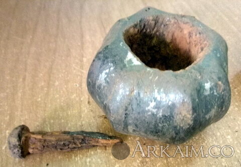 Булавы, кистени, навершия плетей